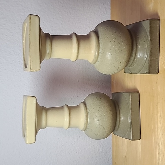 HD Design ceramic pillar candle holders - Picture 1 of 4
